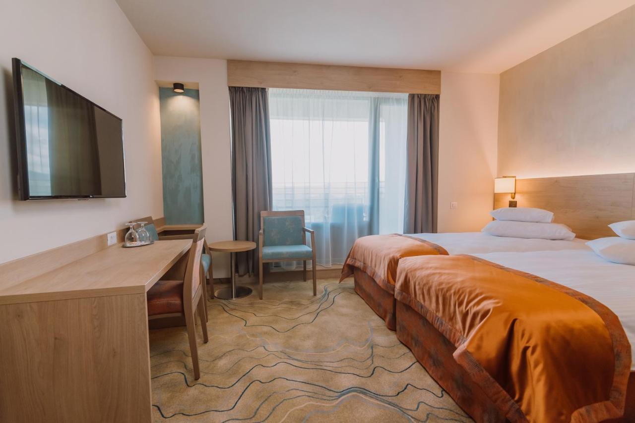 Ensana Ursina Hotel Sovata Bagian luar foto