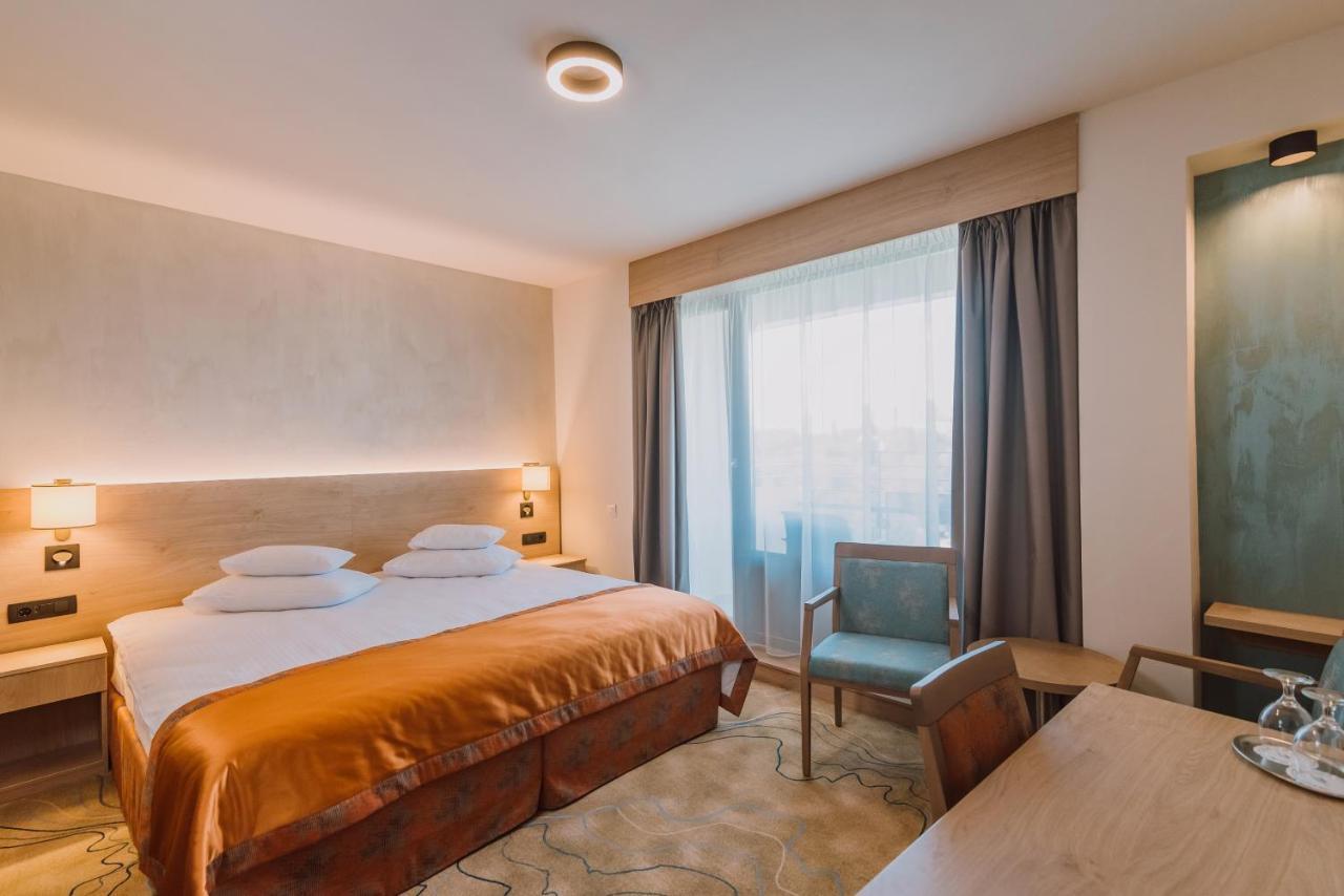Ensana Ursina Hotel Sovata Bagian luar foto